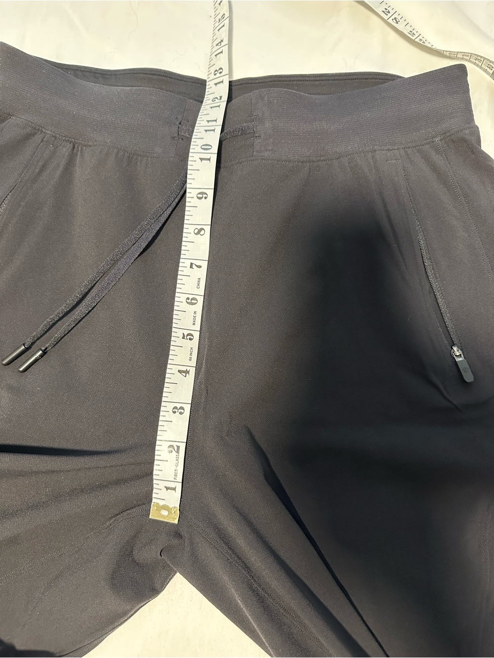 Lululemon License to Train Joggers - Picture 5 of 10
